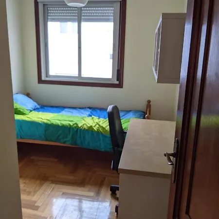 Piso 4 Calle Barcelona * ヴィーゴ